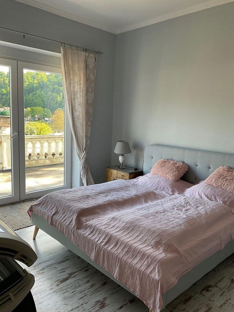 Predaj domu 800 m², pozemek 3.821 m², Bad Karlshafen, Hesensko Predaj domu 800 m², pozemek 3.821 m², Bad Karlshafen, Hesensko