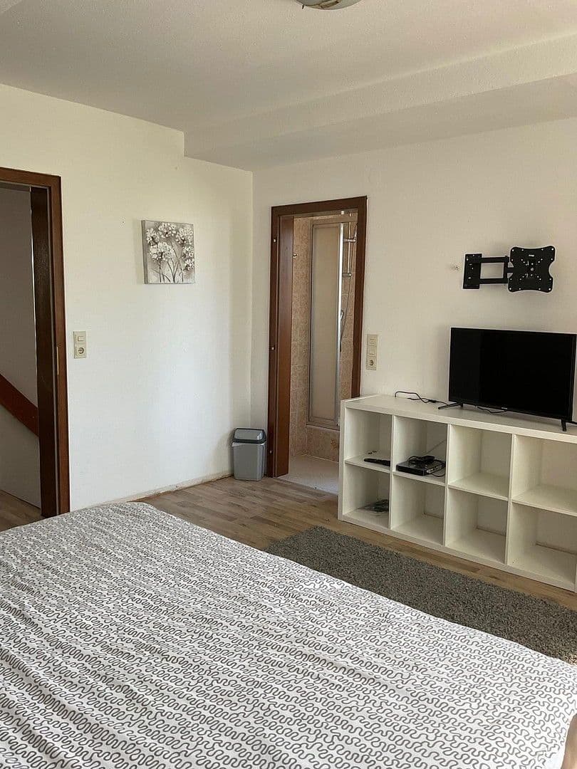 Predaj domu 800 m², pozemek 3.821 m², Bad Karlshafen, Hesensko Predaj domu 800 m², pozemek 3.821 m², Bad Karlshafen, Hesensko