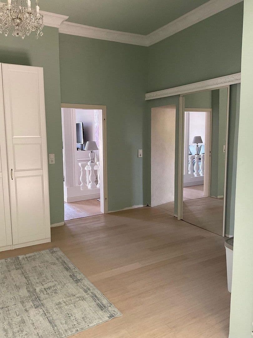 Predaj domu 800 m², pozemek 3.821 m², Bad Karlshafen, Hesensko Predaj domu 800 m², pozemek 3.821 m², Bad Karlshafen, Hesensko