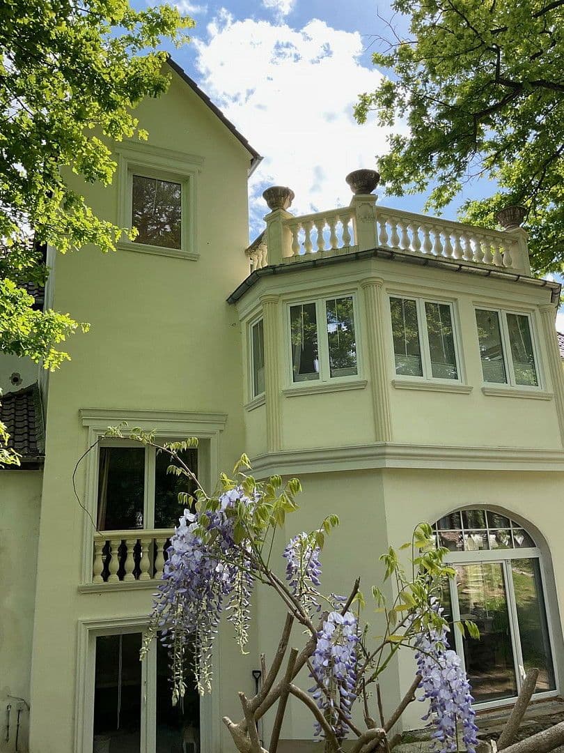 Predaj domu 800 m², pozemek 3.821 m², Bad Karlshafen, Hesensko Predaj domu 800 m², pozemek 3.821 m², Bad Karlshafen, Hesensko