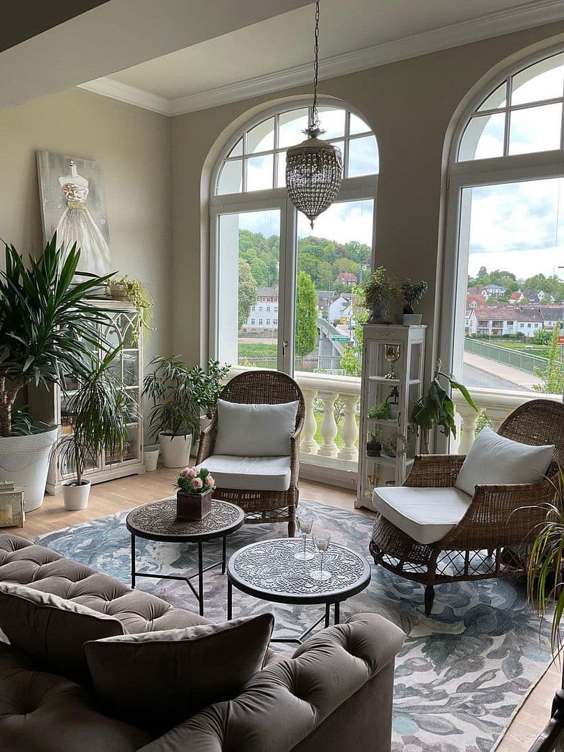 Predaj domu 800 m², pozemek 3.821 m², Bad Karlshafen, Hesensko Predaj domu 800 m², pozemek 3.821 m², Bad Karlshafen, Hesensko