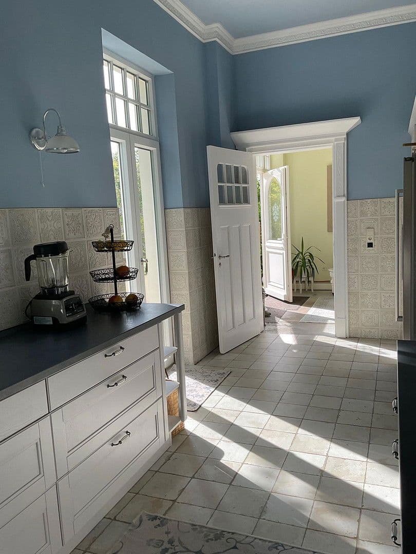 Predaj domu 800 m², pozemek 3.821 m², Bad Karlshafen, Hesensko Predaj domu 800 m², pozemek 3.821 m², Bad Karlshafen, Hesensko