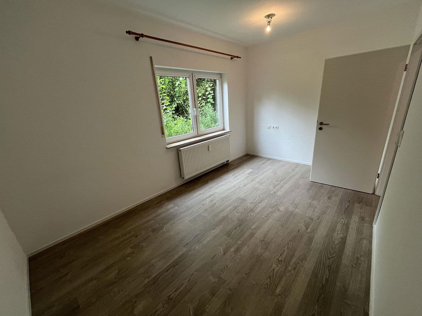 Prenájom bytu 2-izbový 81 m², Möckmühl, Bádensko-Wurttembersko Prenájom bytu 2-izbový 81 m², Möckmühl, Bádensko-Wurttembersko