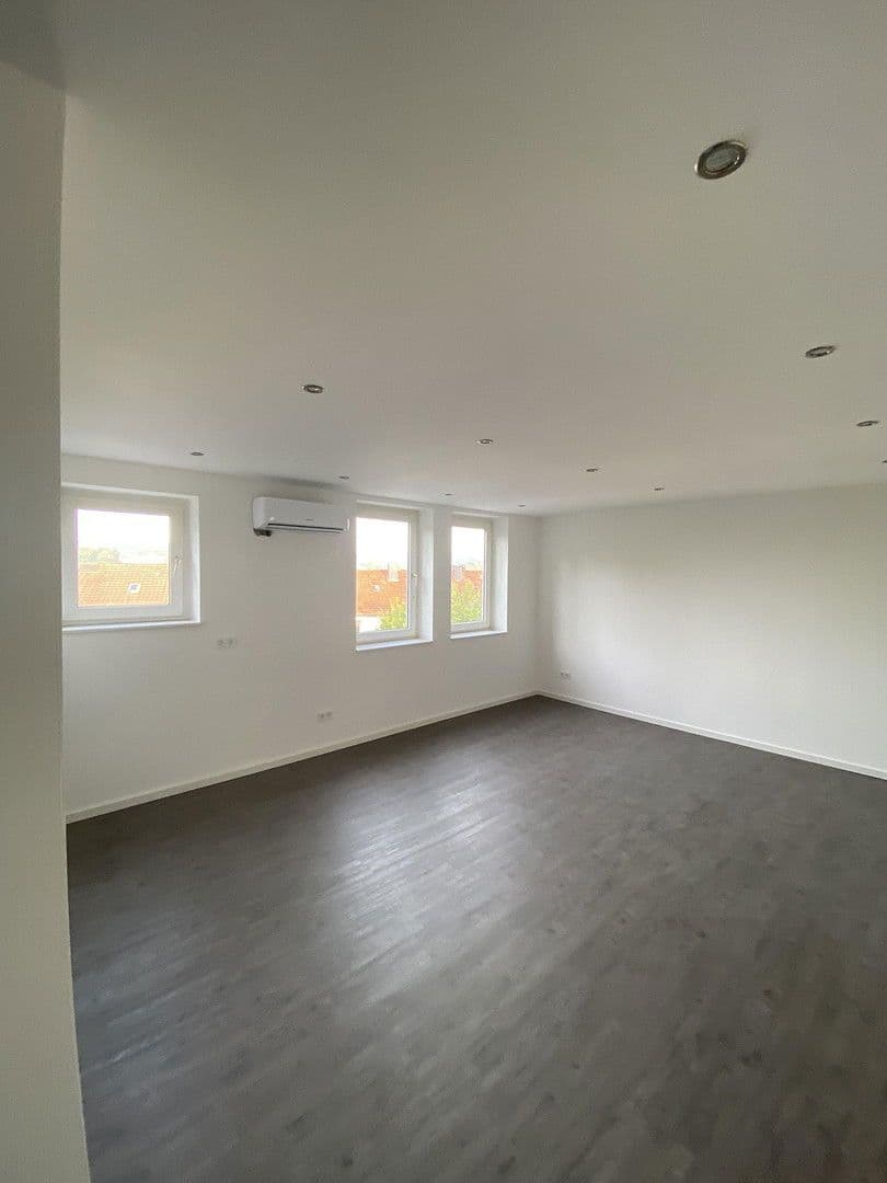 Prenájom bytu 2-izbový 48 m², Helgoländer Straße 22, Wuppertal, Severné Porýnie - Westfálsko Prenájom bytu 2-izbový 48 m², Helgoländer Straße 22, Wuppertal, Severné Porýnie - Westfálsko