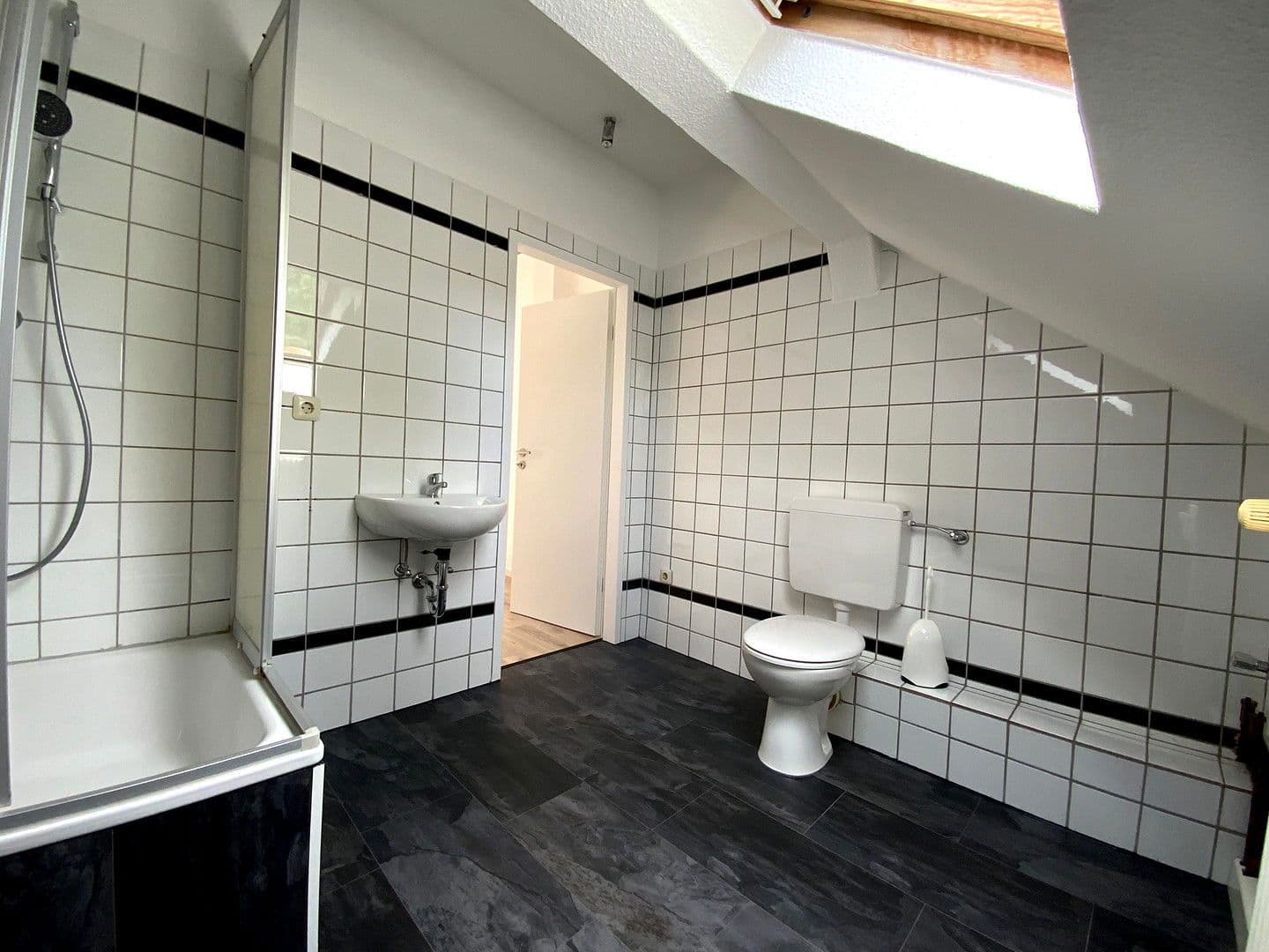 Prenájom bytu 1-izbový 53 m², Gracht 0, Mülheim an der Ruhr, Severné Porýnie - Westfálsko Prenájom bytu 1-izbový 53 m², Gracht 0, Mülheim an der Ruhr, Severné Porýnie - Westfálsko