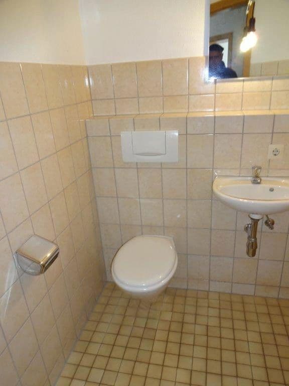 Prenájom bytu 3-izbový 80 m², Alemennenstr. 2, Donaueschingen, Bádensko-Wurttembersko Prenájom bytu 3-izbový 80 m², Alemennenstr. 2, Donaueschingen, Bádensko-Wurttembersko