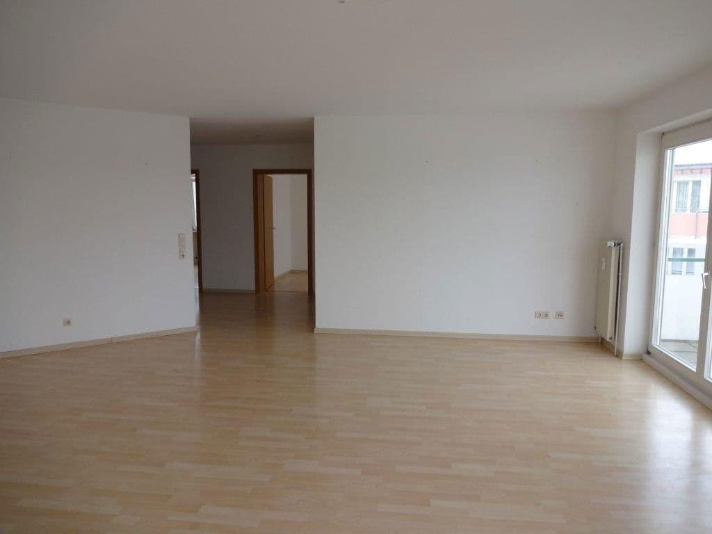 Prenájom bytu 3-izbový 80 m², Alemennenstr. 2, Donaueschingen, Bádensko-Wurttembersko Prenájom bytu 3-izbový 80 m², Alemennenstr. 2, Donaueschingen, Bádensko-Wurttembersko
