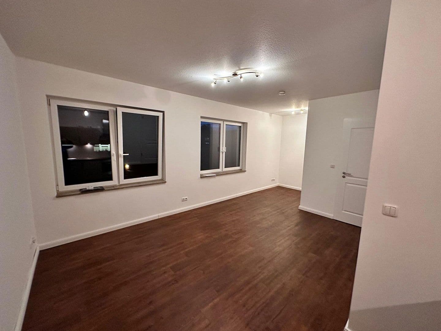 Prenájom bytu 1-izbový 30 m², Rosengarten, Dolné Sasko Prenájom bytu 1-izbový 30 m², Rosengarten, Dolné Sasko