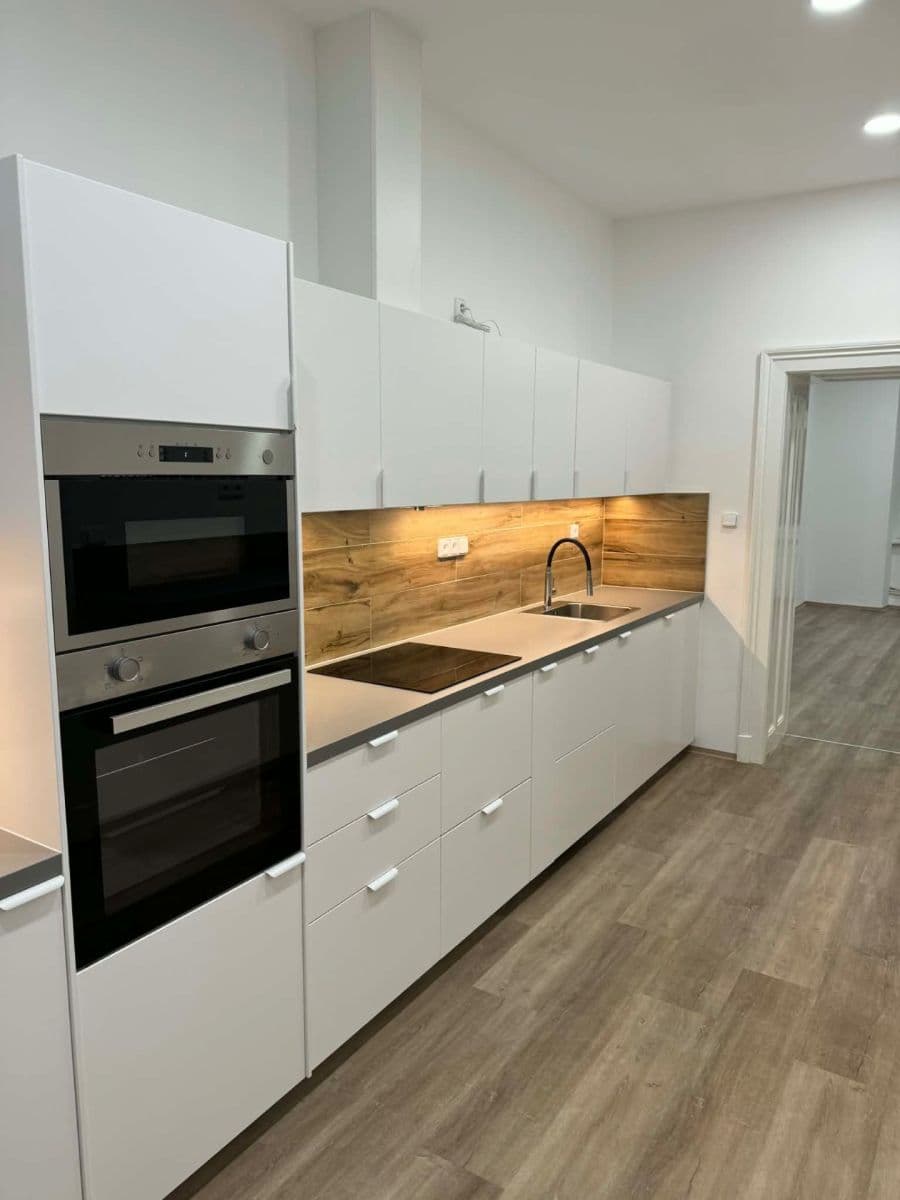 Prenájom bytu 2-izbový 68 m², Grohova, Brno, Jihomoravský kraj Prenájom bytu 2-izbový 68 m², Grohova, Brno, Jihomoravský kraj