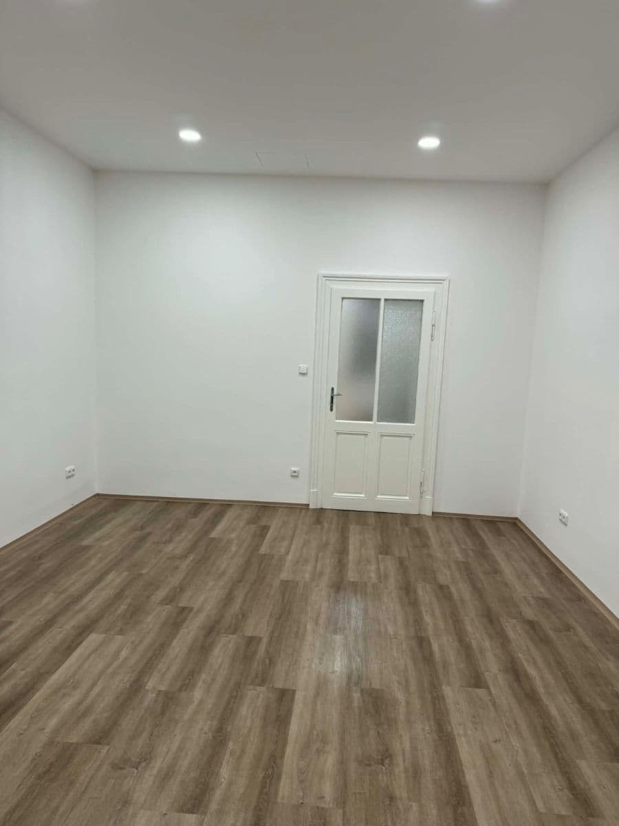 Prenájom bytu 2-izbový 68 m², Grohova, Brno, Jihomoravský kraj Prenájom bytu 2-izbový 68 m², Grohova, Brno, Jihomoravský kraj