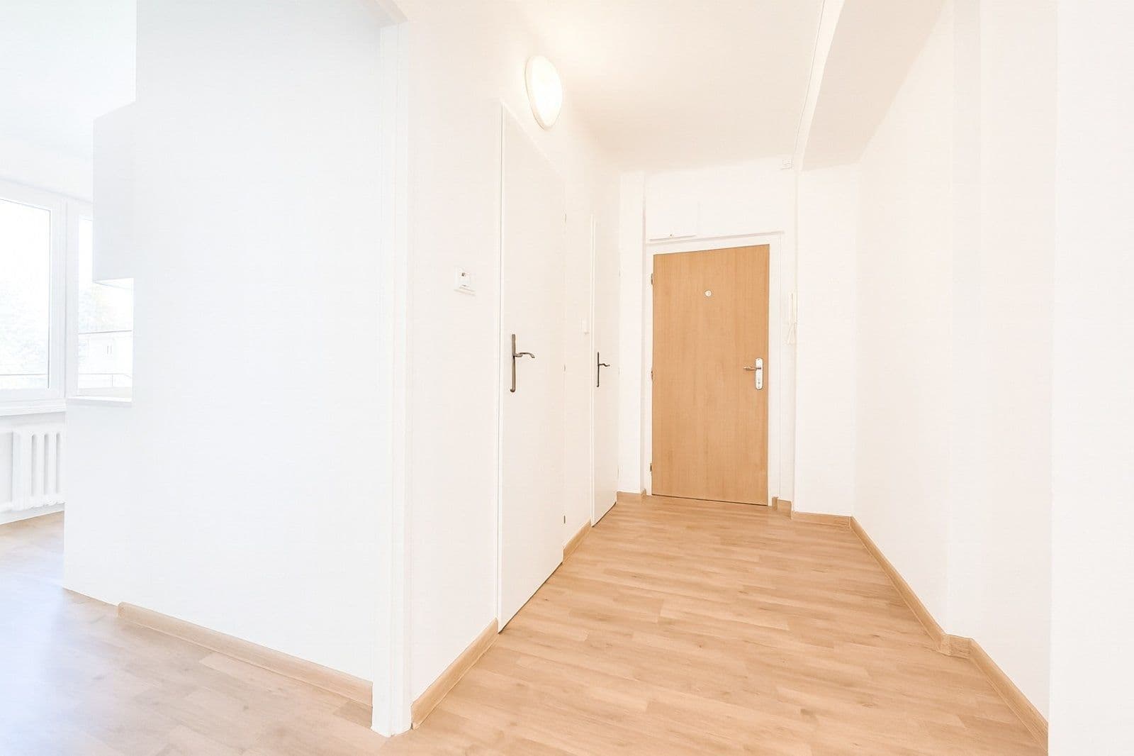 Prenájom bytu 2-izbový 52 m², Dlouhá třída, Havířov, Moravskoslezský kraj Prenájom bytu 2-izbový 52 m², Dlouhá třída, Havířov, Moravskoslezský kraj