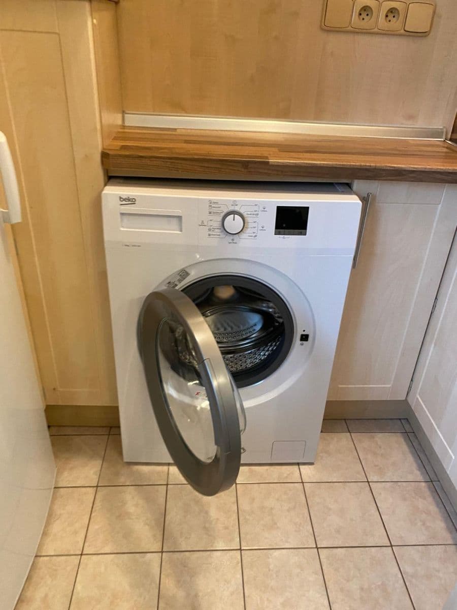 Prenájom bytu 1-izbový 27 m², Plojharova, Praha, Praha Prenájom bytu 1-izbový 27 m², Plojharova, Praha, Praha