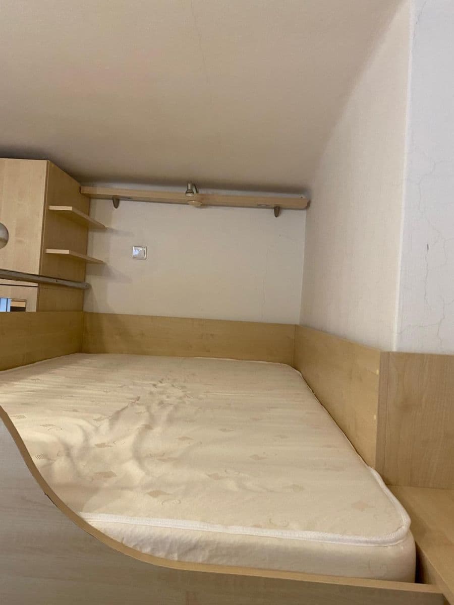 Prenájom bytu 1-izbový 27 m², Plojharova, Praha, Praha Prenájom bytu 1-izbový 27 m², Plojharova, Praha, Praha