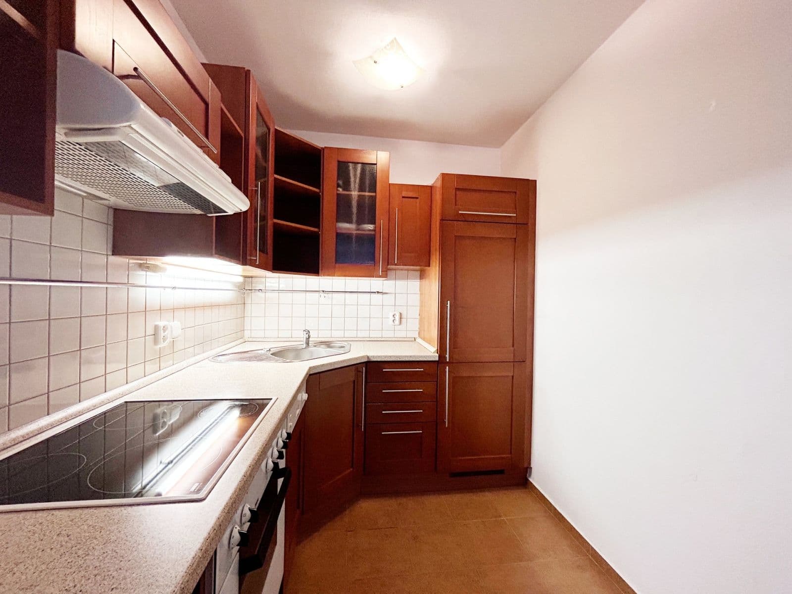 Prenájom bytu 2-izbový 44 m², Kettnerova, Praha, Praha Prenájom bytu 2-izbový 44 m², Kettnerova, Praha, Praha
