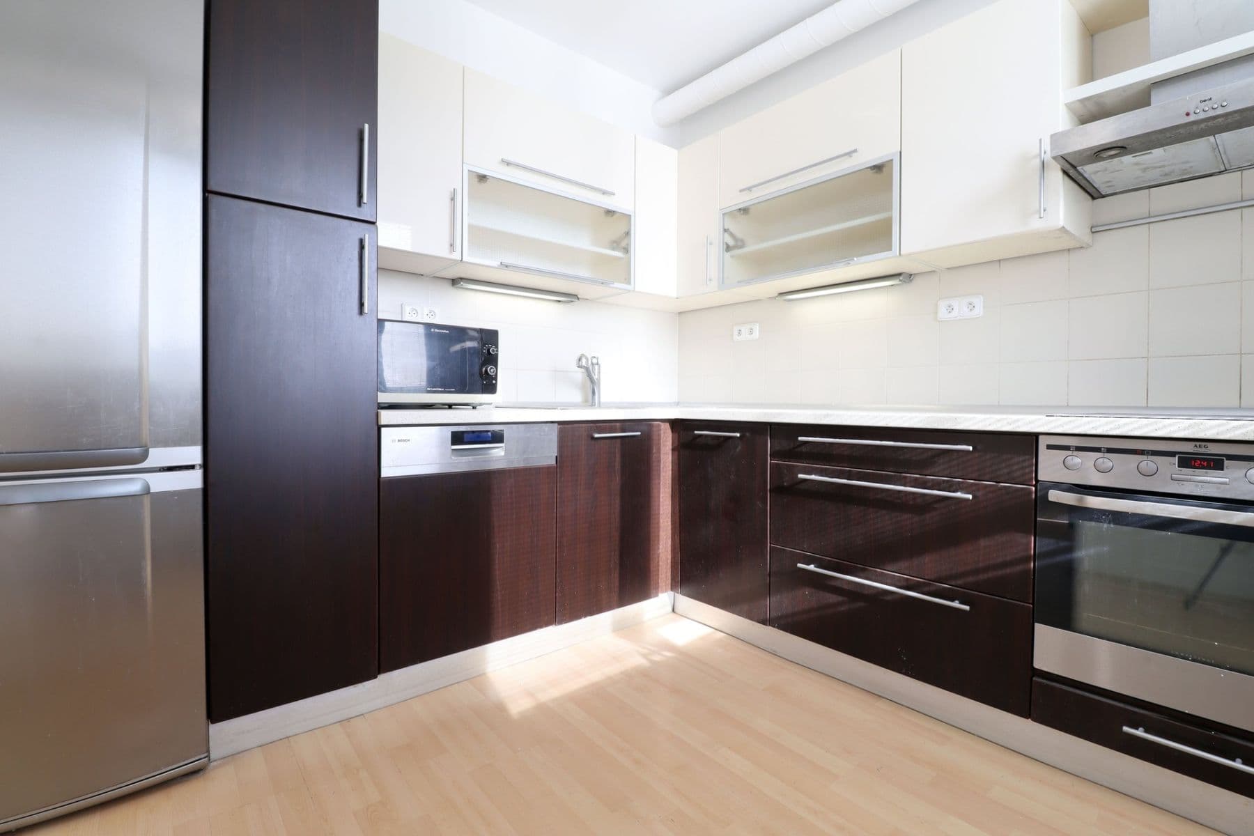 Prenájom bytu 2-izbový 43 m², V Honech, Klecany, Středočeský kraj Prenájom bytu 2-izbový 43 m², V Honech, Klecany, Středočeský kraj