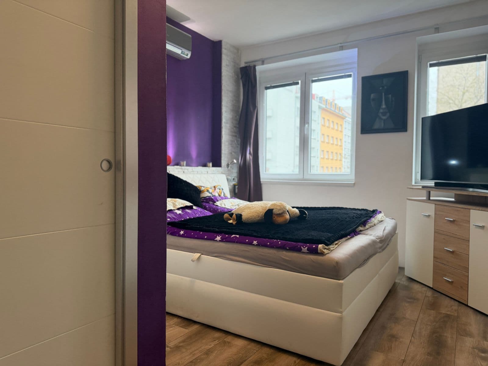 Predaj bytu 3-izbový 67 m², Sokolovská, Praha, Praha Predaj bytu 3-izbový 67 m², Sokolovská, Praha, Praha