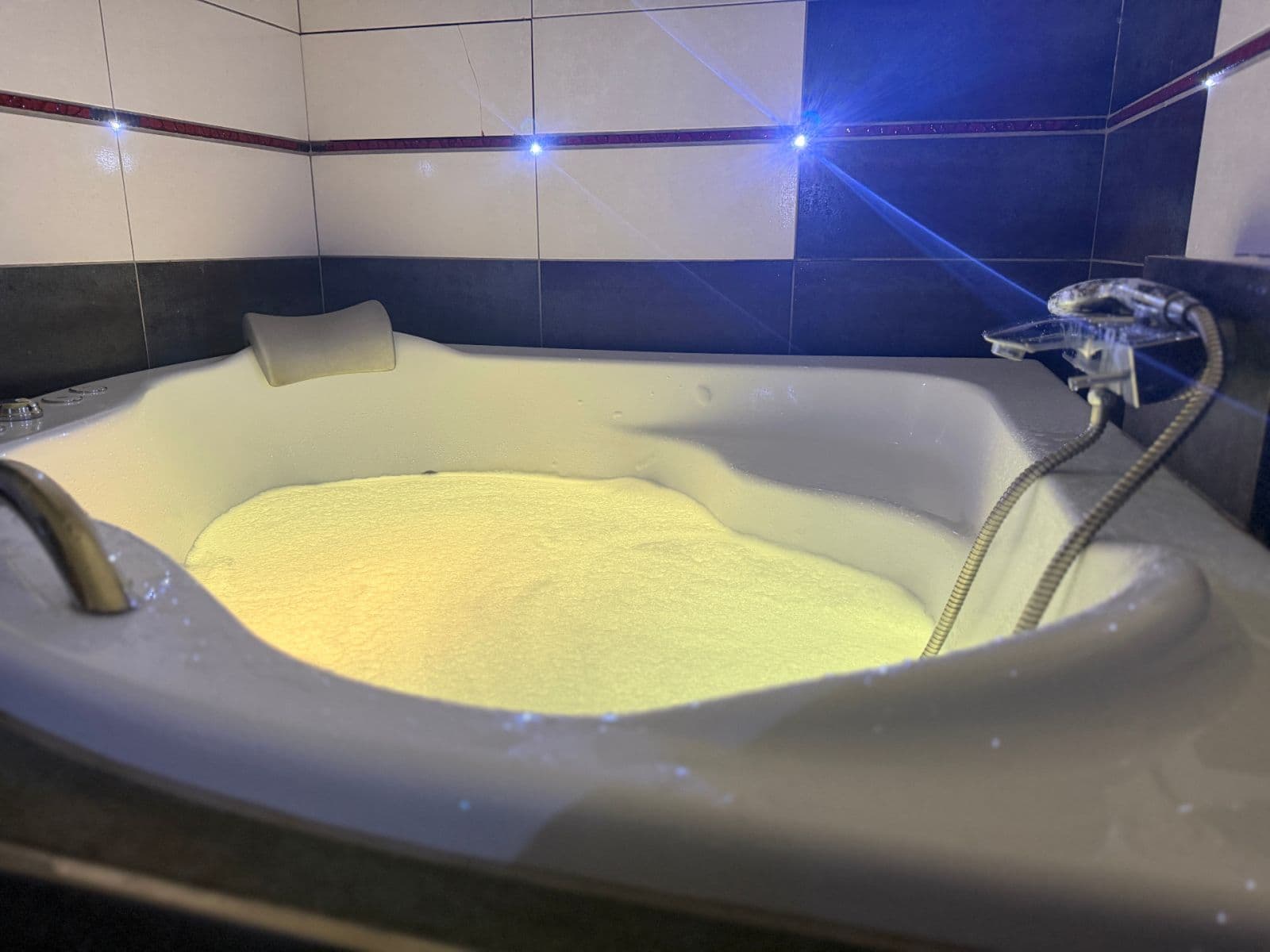 Predaj bytu 3-izbový 67 m², Sokolovská, Praha, Praha Predaj bytu 3-izbový 67 m², Sokolovská, Praha, Praha