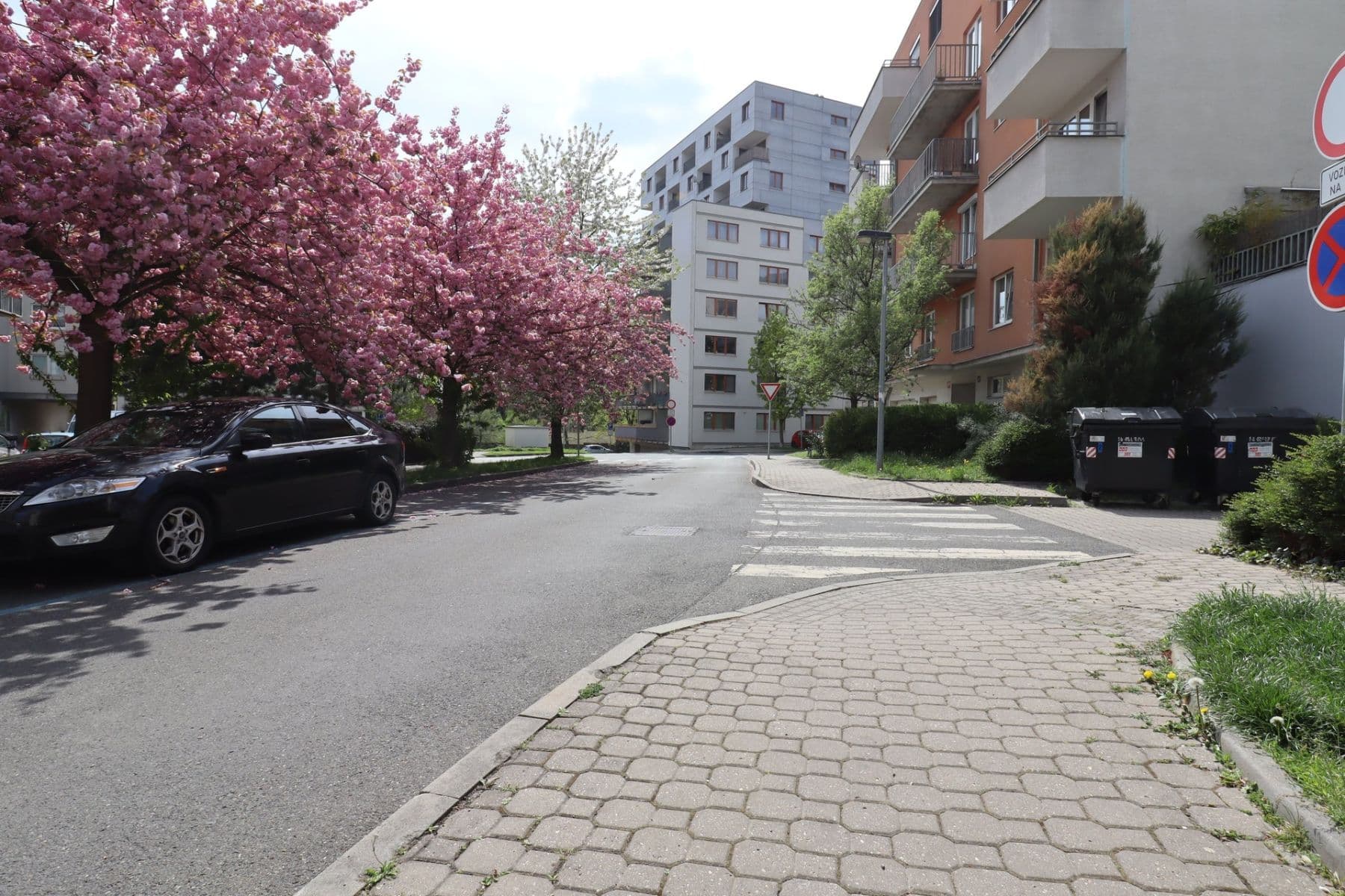 Prenájom bytu 2-izbový 57 m², Janýrova, Praha, Praha Prenájom bytu 2-izbový 57 m², Janýrova, Praha, Praha