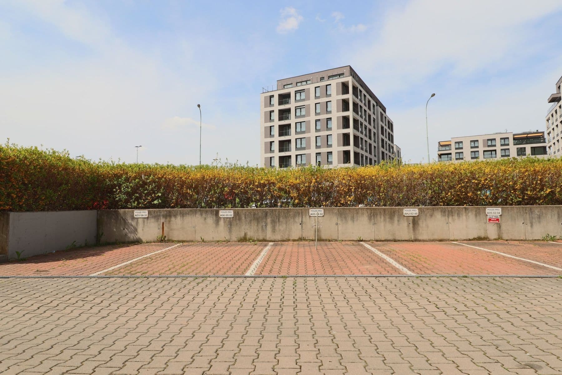 Prenájom bytu 2-izbový 57 m², Janýrova, Praha, Praha Prenájom bytu 2-izbový 57 m², Janýrova, Praha, Praha