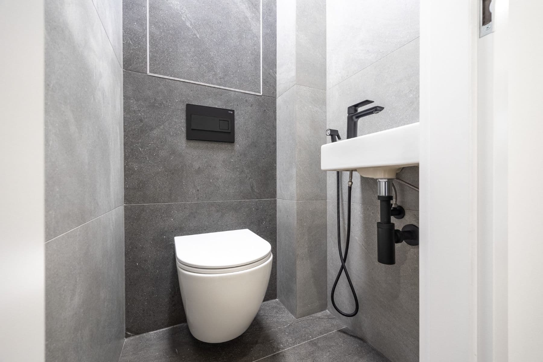 Predaj bytu 3-izbový 80 m², Hrudičkova, Praha, Praha Predaj bytu 3-izbový 80 m², Hrudičkova, Praha, Praha