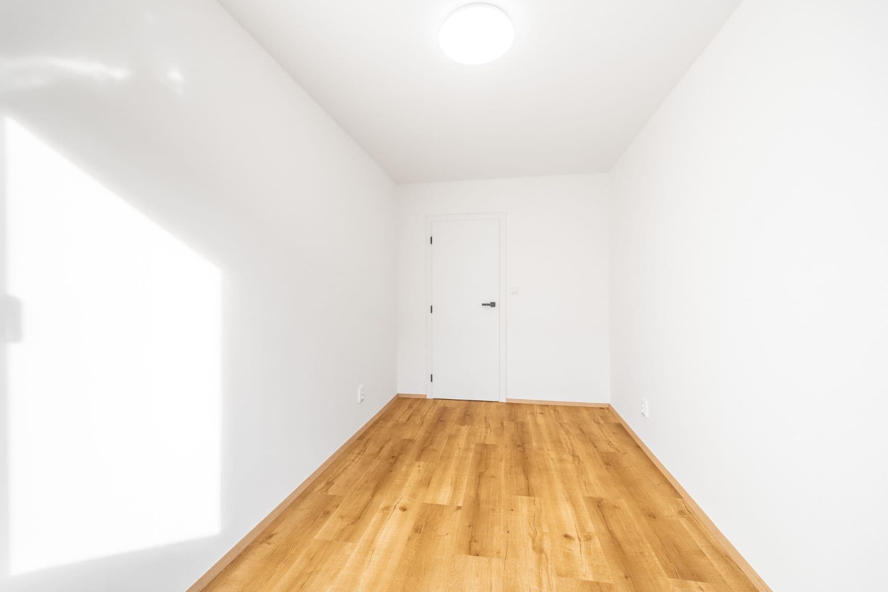 Predaj bytu 3-izbový 64 m², Plickova, Praha, Praha Predaj bytu 3-izbový 64 m², Plickova, Praha, Praha