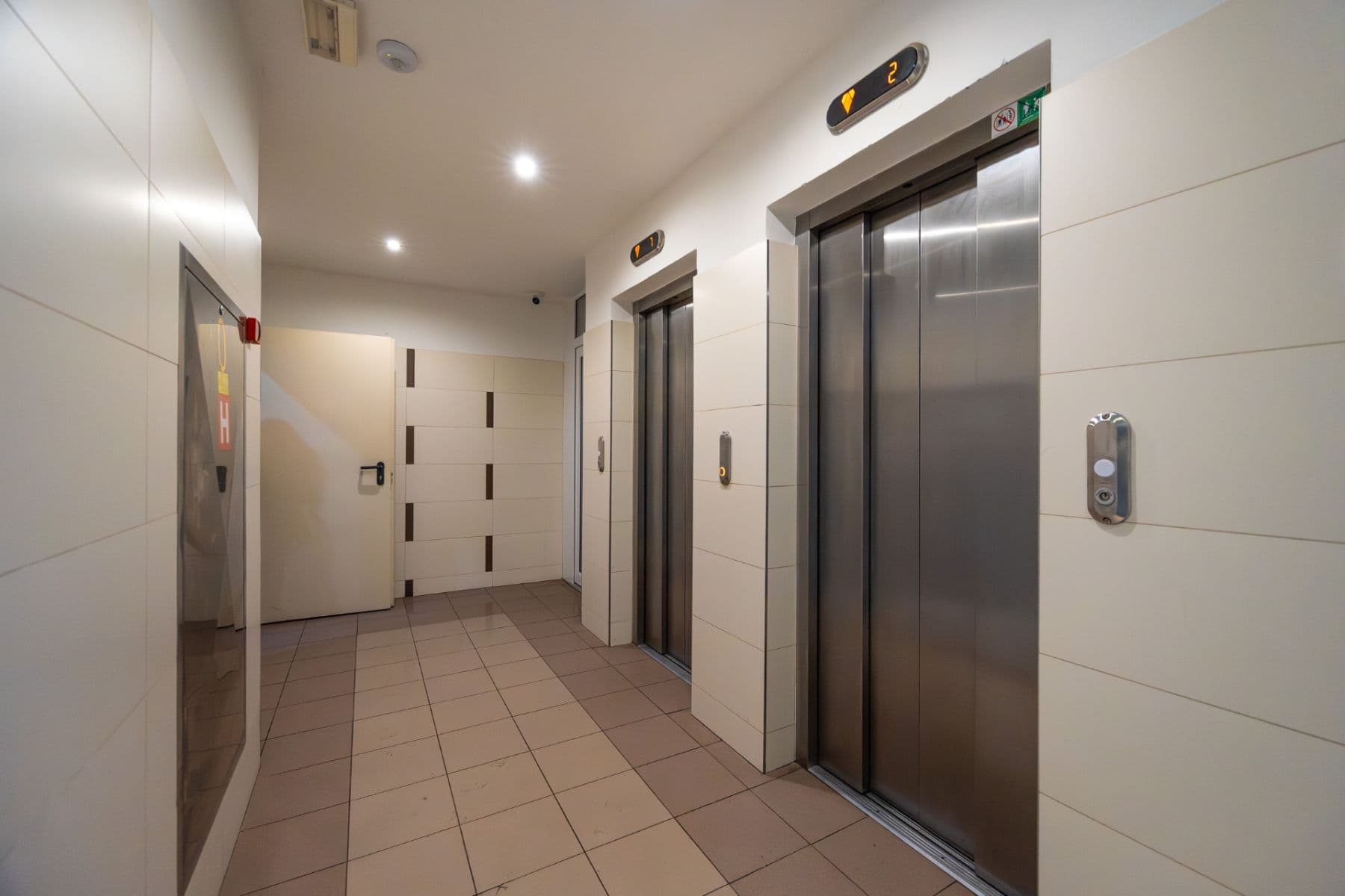 Predaj bytu 3-izbový 64 m², Plickova, Praha, Praha Predaj bytu 3-izbový 64 m², Plickova, Praha, Praha