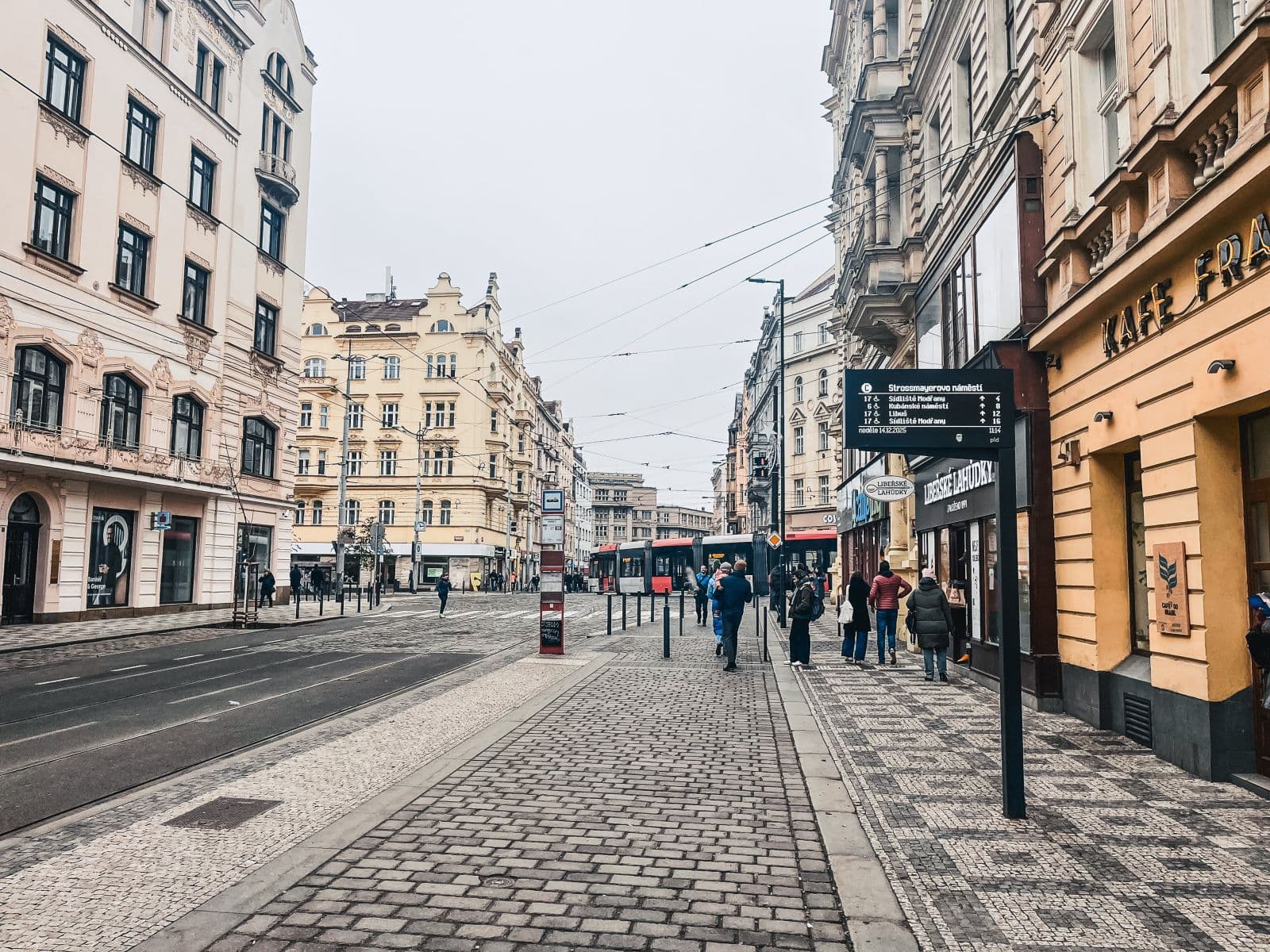 Prenájom bytu 34 m², Podplukovníka Sochora, Praha, Praha Prenájom bytu 34 m², Podplukovníka Sochora, Praha, Praha