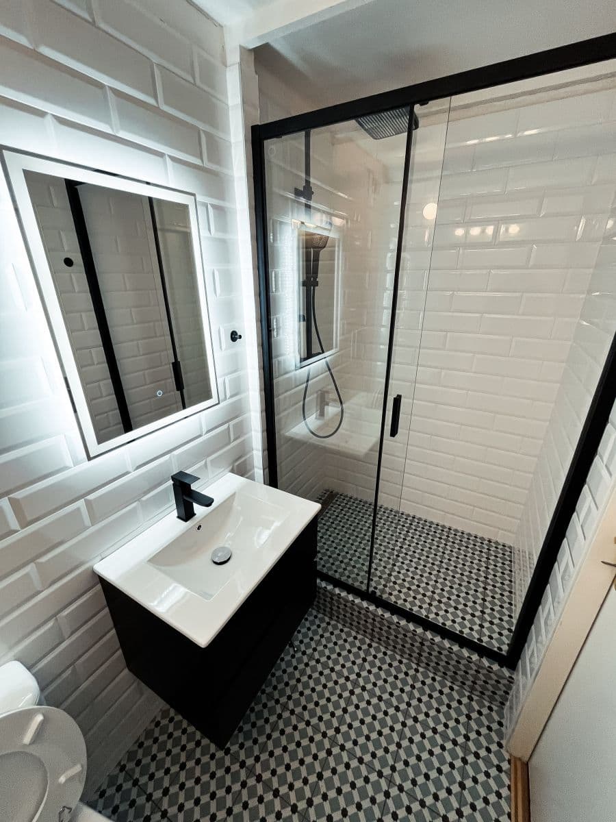 Prenájom bytu 34 m², Podplukovníka Sochora, Praha, Praha Prenájom bytu 34 m², Podplukovníka Sochora, Praha, Praha