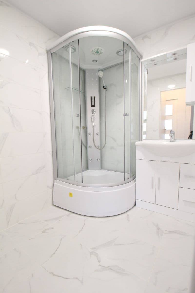 Prenájom bytu 3-izbový 71 m², Pujmanové, Praha, Praha Prenájom bytu 3-izbový 71 m², Pujmanové, Praha, Praha