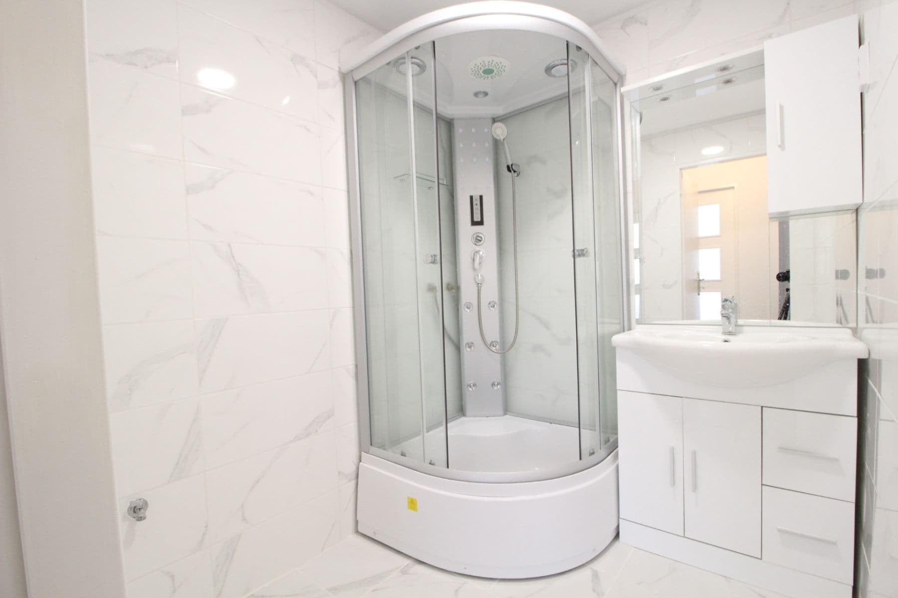 Prenájom bytu 3-izbový 71 m², Pujmanové, Praha, Praha Prenájom bytu 3-izbový 71 m², Pujmanové, Praha, Praha