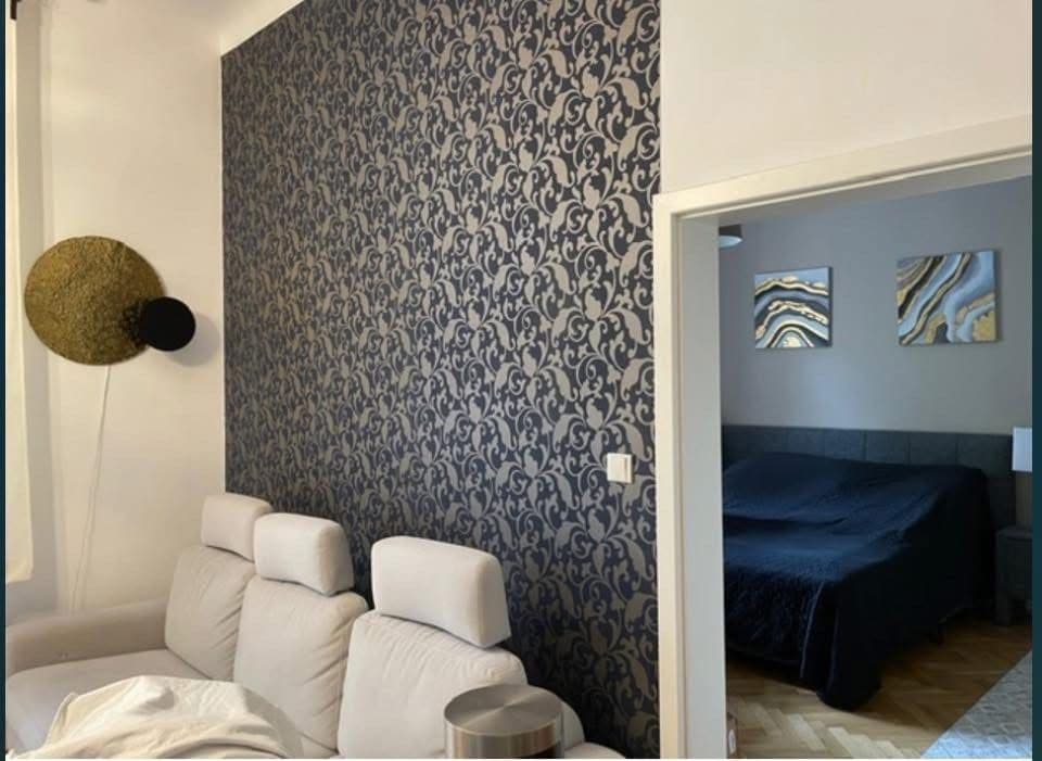 Prenájom bytu 2-izbový 64 m², Letohradská, Praha, Praha Prenájom bytu 2-izbový 64 m², Letohradská, Praha, Praha