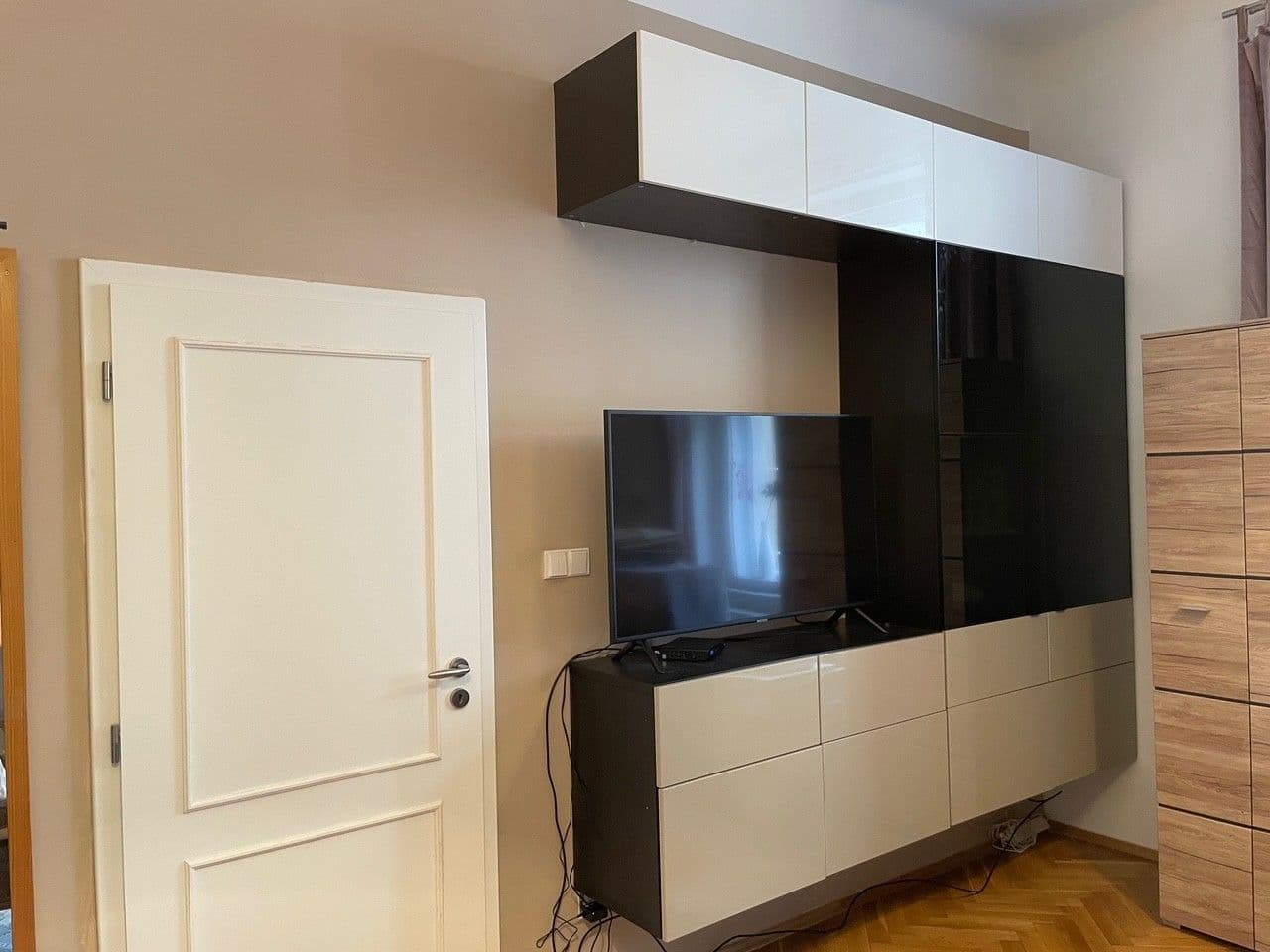 Prenájom bytu 2-izbový 64 m², Letohradská, Praha, Praha Prenájom bytu 2-izbový 64 m², Letohradská, Praha, Praha