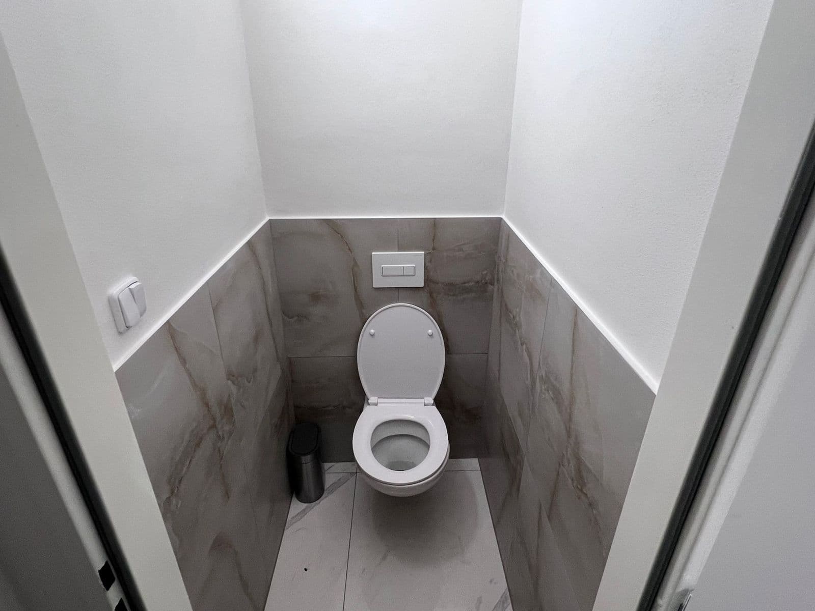 Prenájom bytu 77 m², Koptova, Karlovy Vary, Karlovarský kraj Prenájom bytu 77 m², Koptova, Karlovy Vary, Karlovarský kraj