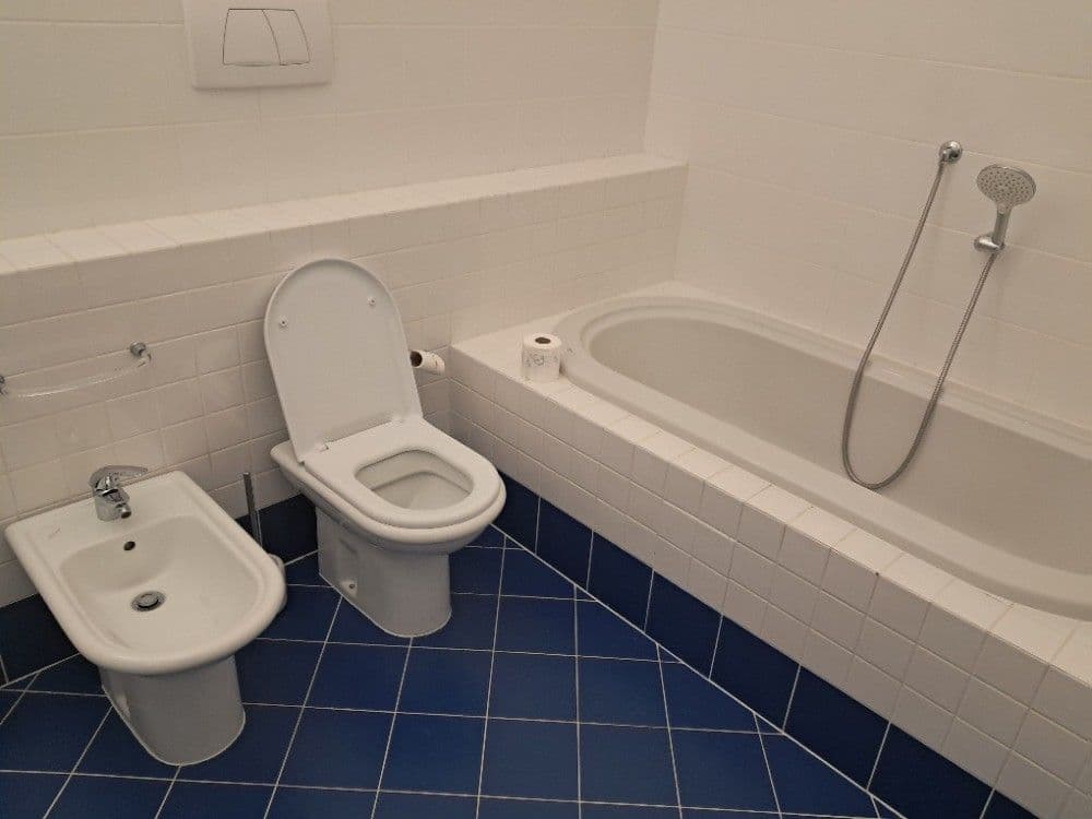 Prenájom bytu 3-izbový 111 m², Anny Letenské, Praha, Praha Prenájom bytu 3-izbový 111 m², Anny Letenské, Praha, Praha