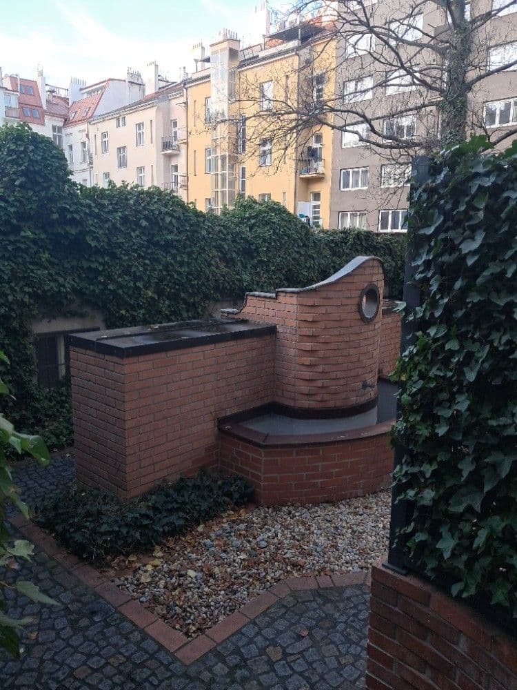 Prenájom bytu 3-izbový 111 m², Anny Letenské, Praha, Praha Prenájom bytu 3-izbový 111 m², Anny Letenské, Praha, Praha