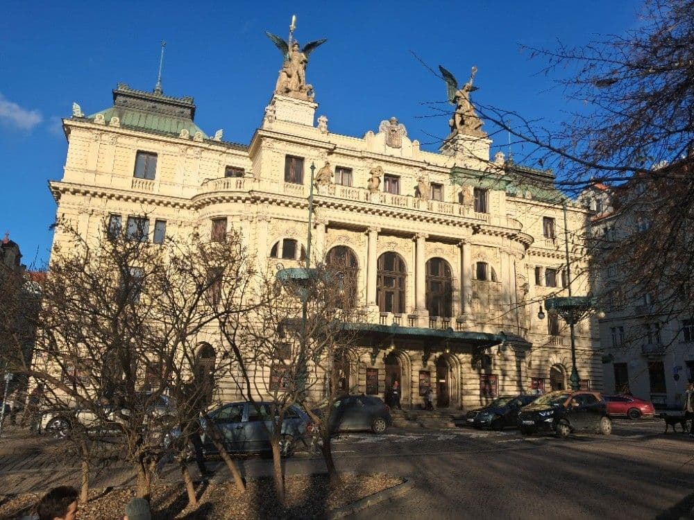 Prenájom bytu 3-izbový 111 m², Anny Letenské, Praha, Praha Prenájom bytu 3-izbový 111 m², Anny Letenské, Praha, Praha