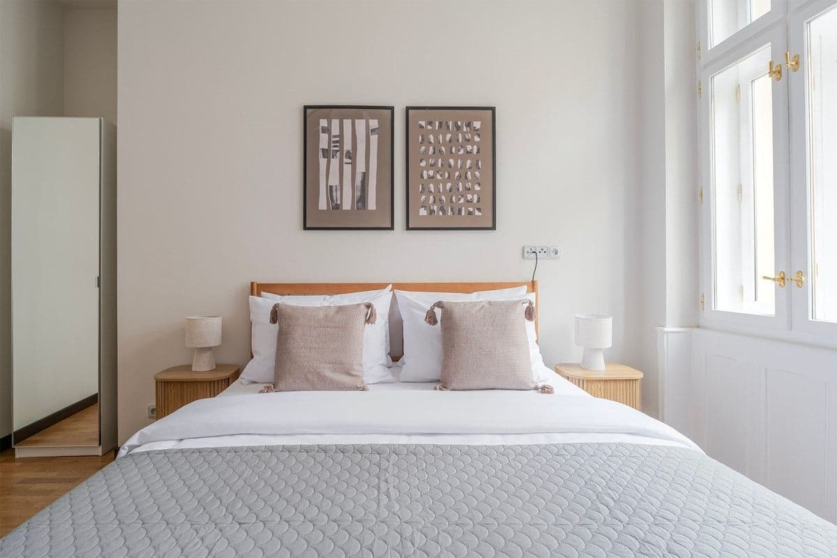 Prenájom bytu 84 m², Slavíkova, Praha, Praha Prenájom bytu 84 m², Slavíkova, Praha, Praha