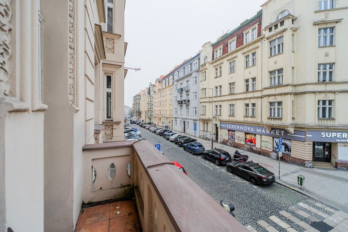Prenájom bytu 84 m², Slavíkova, Praha, Praha Prenájom bytu 84 m², Slavíkova, Praha, Praha