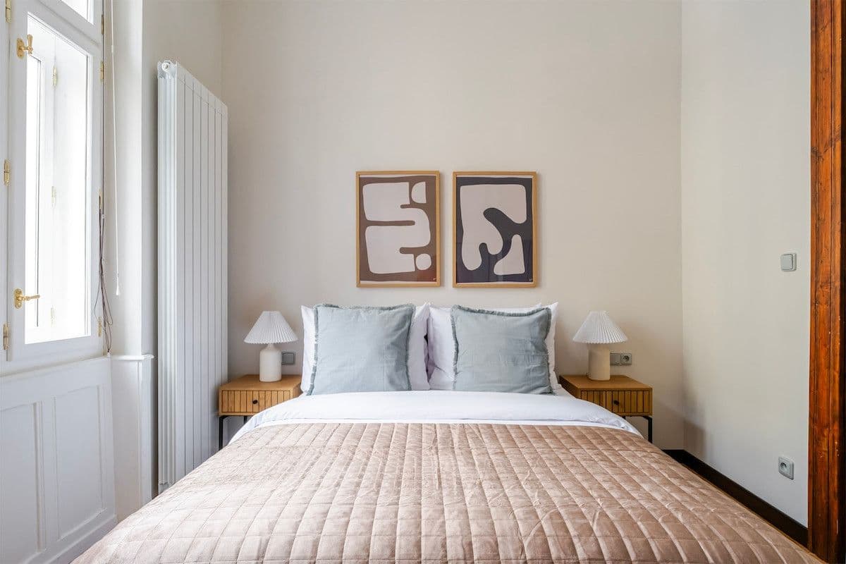 Prenájom bytu 84 m², Slavíkova, Praha, Praha Prenájom bytu 84 m², Slavíkova, Praha, Praha