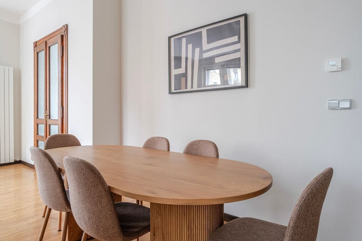 Prenájom bytu 84 m², Slavíkova, Praha, Praha Prenájom bytu 84 m², Slavíkova, Praha, Praha