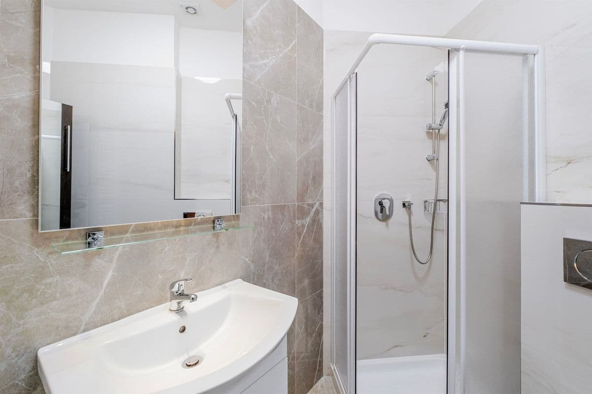 Prenájom bytu 84 m², Slavíkova, Praha, Praha Prenájom bytu 84 m², Slavíkova, Praha, Praha