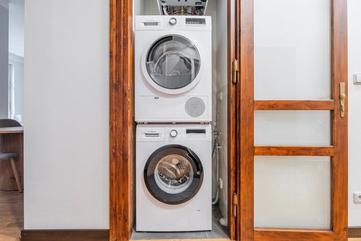 Prenájom bytu 84 m², Slavíkova, Praha, Praha Prenájom bytu 84 m², Slavíkova, Praha, Praha