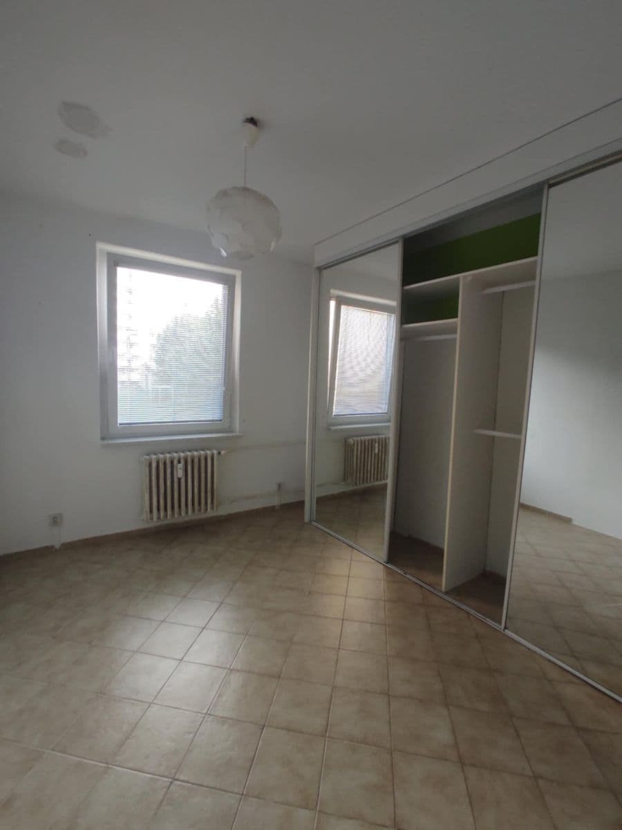 Prenájom bytu 2-izbový 52 m², Řezáčova, Olomouc, Olomoucký kraj Prenájom bytu 2-izbový 52 m², Řezáčova, Olomouc, Olomoucký kraj