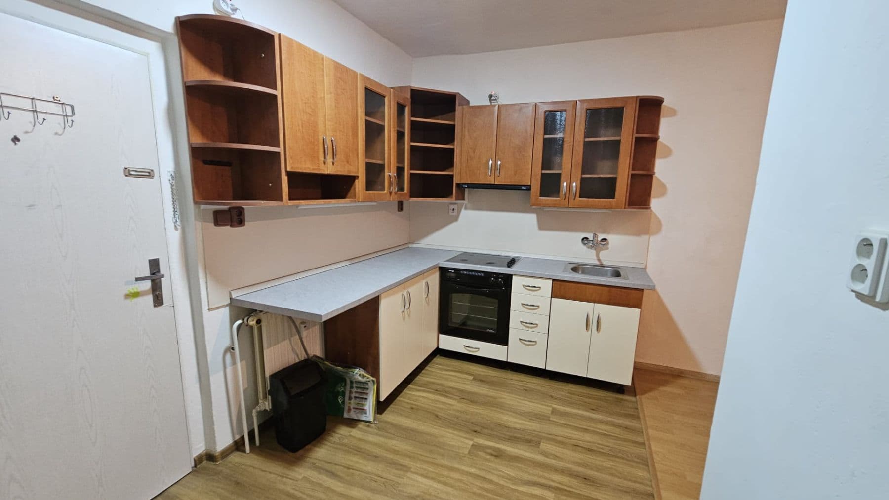Prenájom bytu 2-izbový 35 m², Vrbová, Ústí nad Orlicí, Pardubický kraj Prenájom bytu 2-izbový 35 m², Vrbová, Ústí nad Orlicí, Pardubický kraj