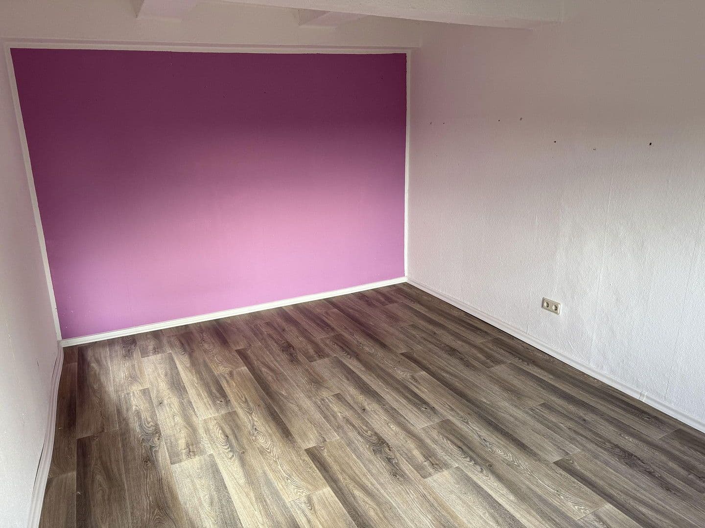 Prenájom bytu 2-izbový 61 m², Hötensleben, Sasko-Anhaltsko Prenájom bytu 2-izbový 61 m², Hötensleben, Sasko-Anhaltsko