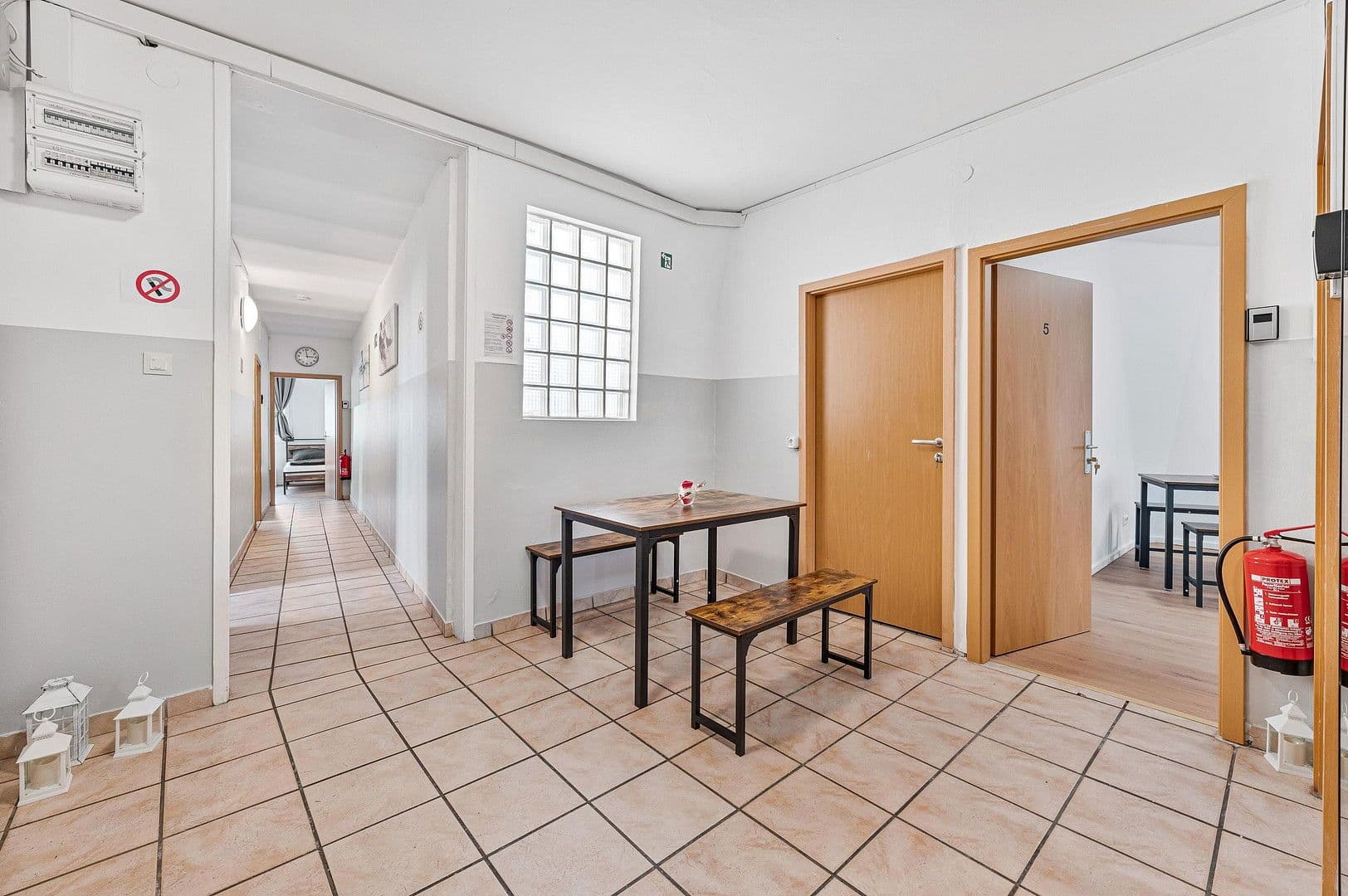 Prenájom nebytového priestoru 300 m², Rungestraße 4, Stuttgart, Bádensko-Wurttembersko Prenájom nebytového priestoru 300 m², Rungestraße 4, Stuttgart, Bádensko-Wurttembersko