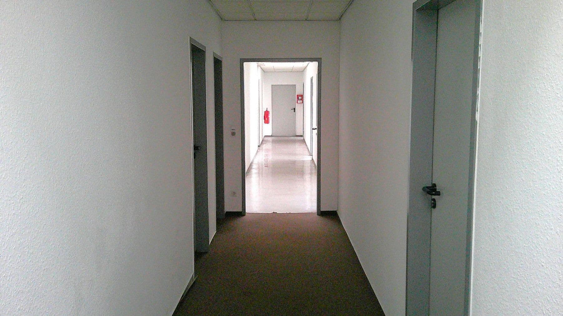 Prenájom nebytového priestoru 5.000 m², Berlin, Berlín Prenájom nebytového priestoru 5.000 m², Berlin, Berlín