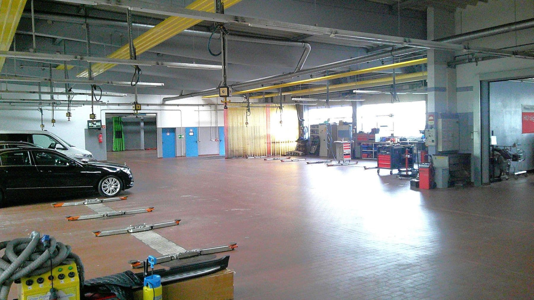 Prenájom nebytového priestoru 5.000 m², Berlin, Berlín Prenájom nebytového priestoru 5.000 m², Berlin, Berlín