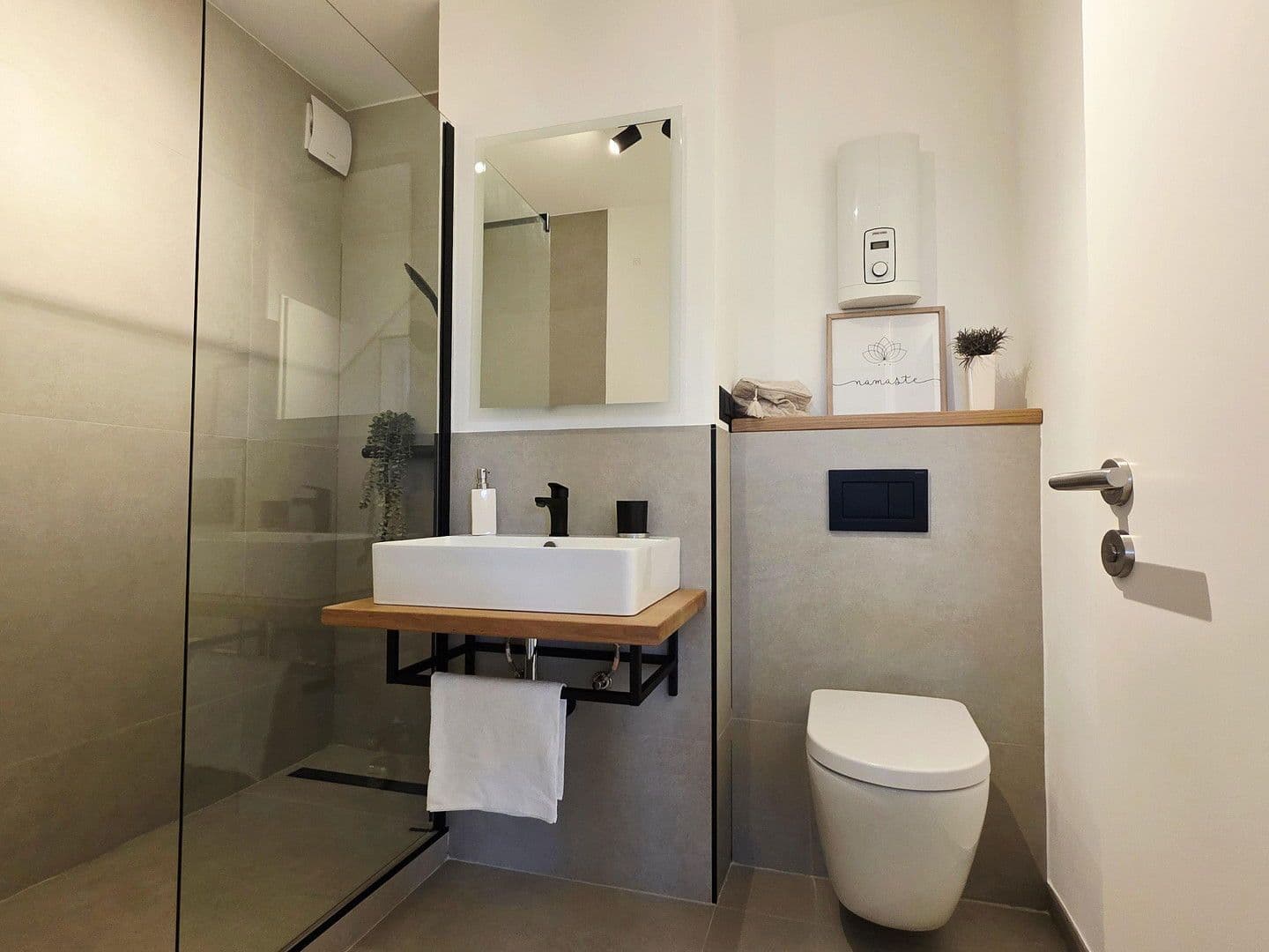 Predaj bytu 2-izbový 62 m², Bremen, Brémy Predaj bytu 2-izbový 62 m², Bremen, Brémy