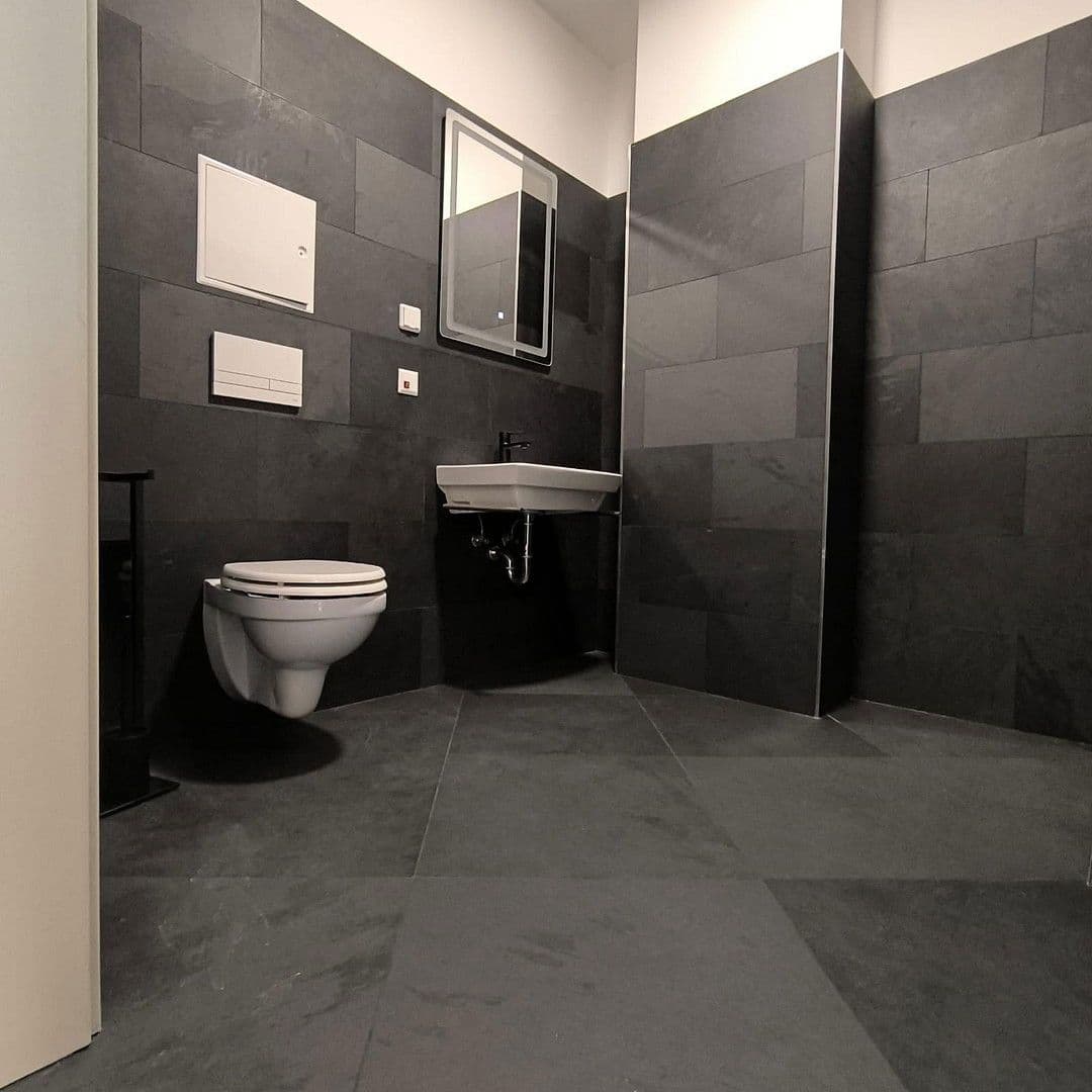 Predaj domu 8.205 m², pozemek 3.026 m², Halle, Sasko-Anhaltsko Predaj domu 8.205 m², pozemek 3.026 m², Halle, Sasko-Anhaltsko